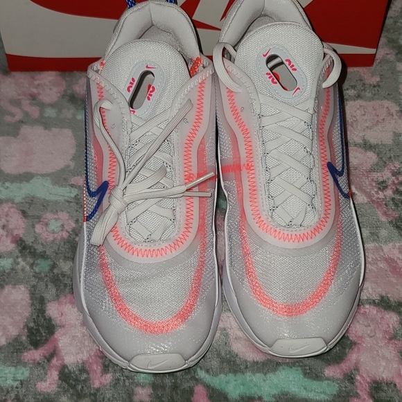 Nike Sneakers - Picture 12 of 16